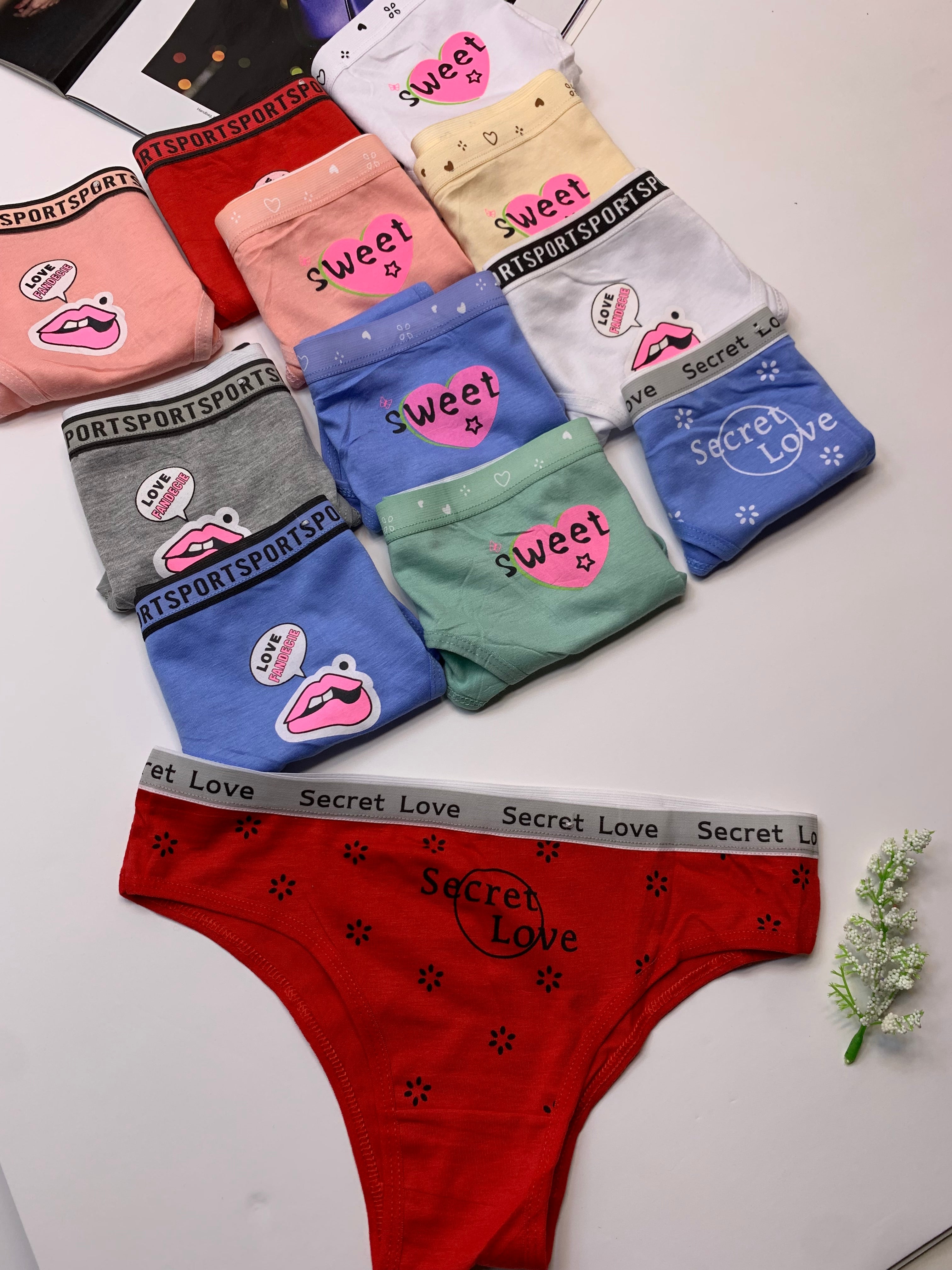 Funky Print Strechable Cotton Underwears(126)