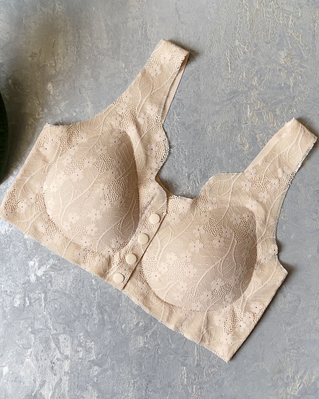(34-46)Anti Rash Seamless Stuff Front Button Bra (044)