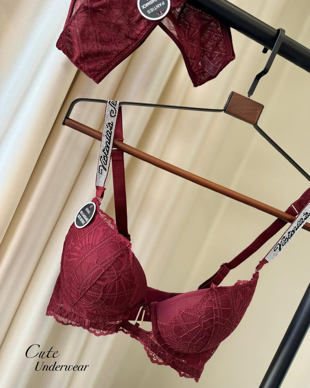 (36-40)C Victoria Secret Front Buckle Bra Panty Set (148)
