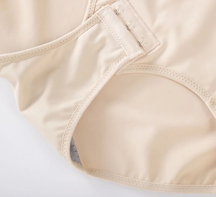 Women’s Half Body Invisible Slimming  Shapper with Hooks 207 (102)