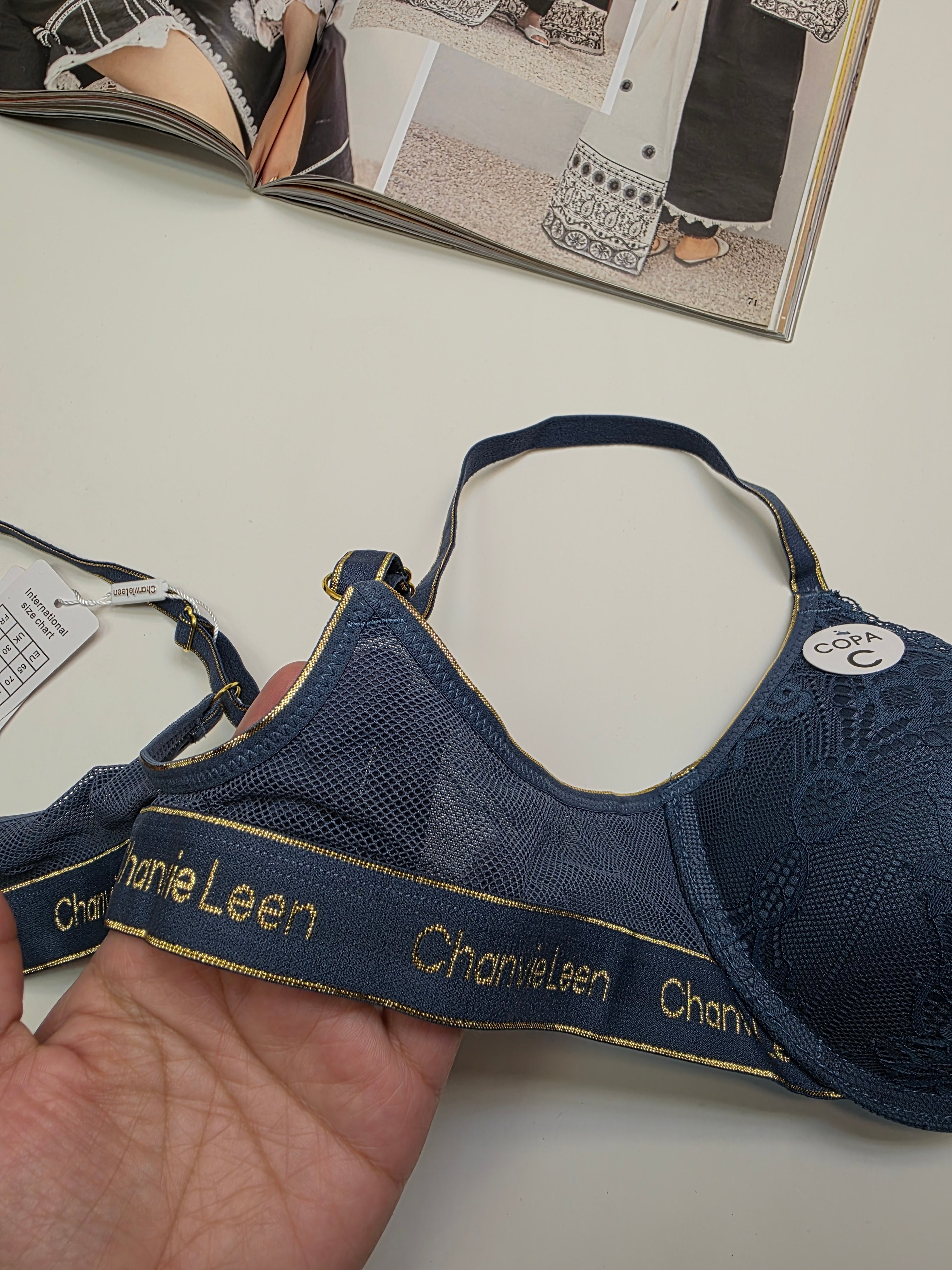 (38-42)C Lacy Sassy Front Buckle Double Padded Full Coverage Bra(172)