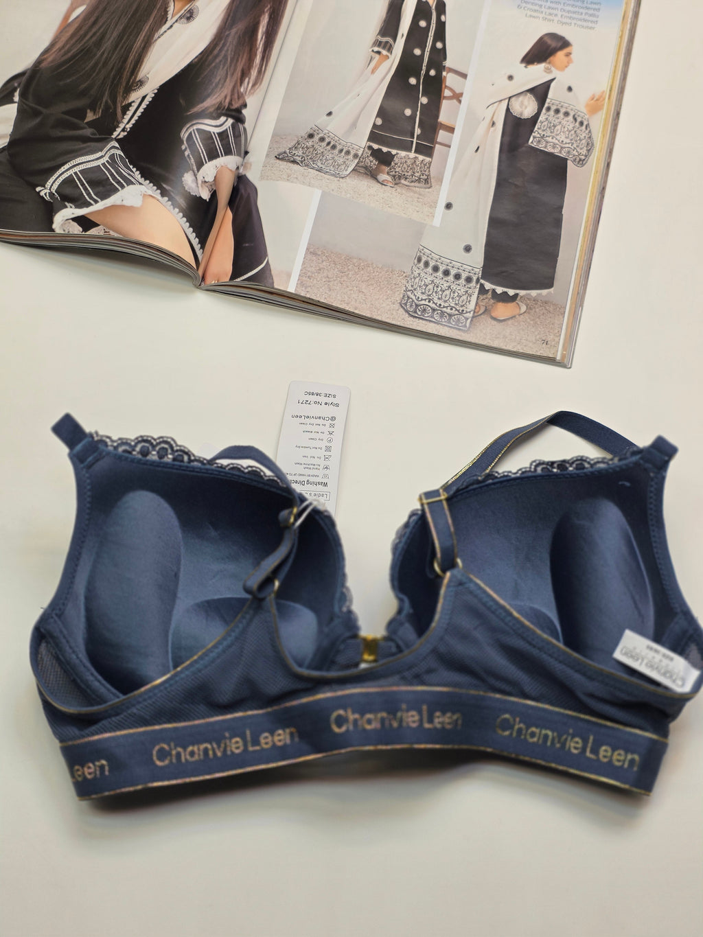 (38-42)C Lacy Sassy Front Buckle Double Padded Full Coverage Bra(172)